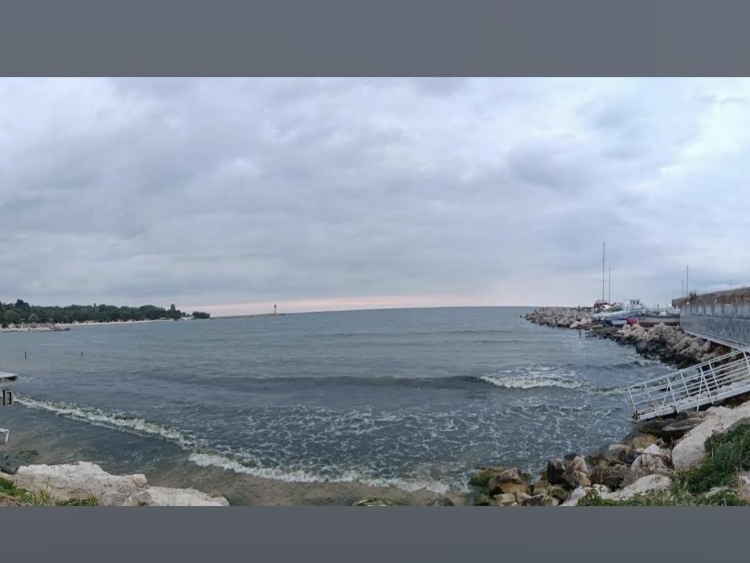 Апартамент- Вила Флоренс На 600 М От Плажа! Varna Dış mekan fotoğraf